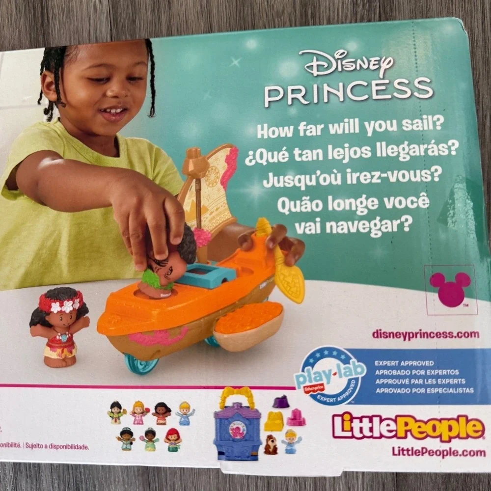 Fisher-Price Little People Disney Moana's Canoe Boat Maui Playset NIB 18+ Months